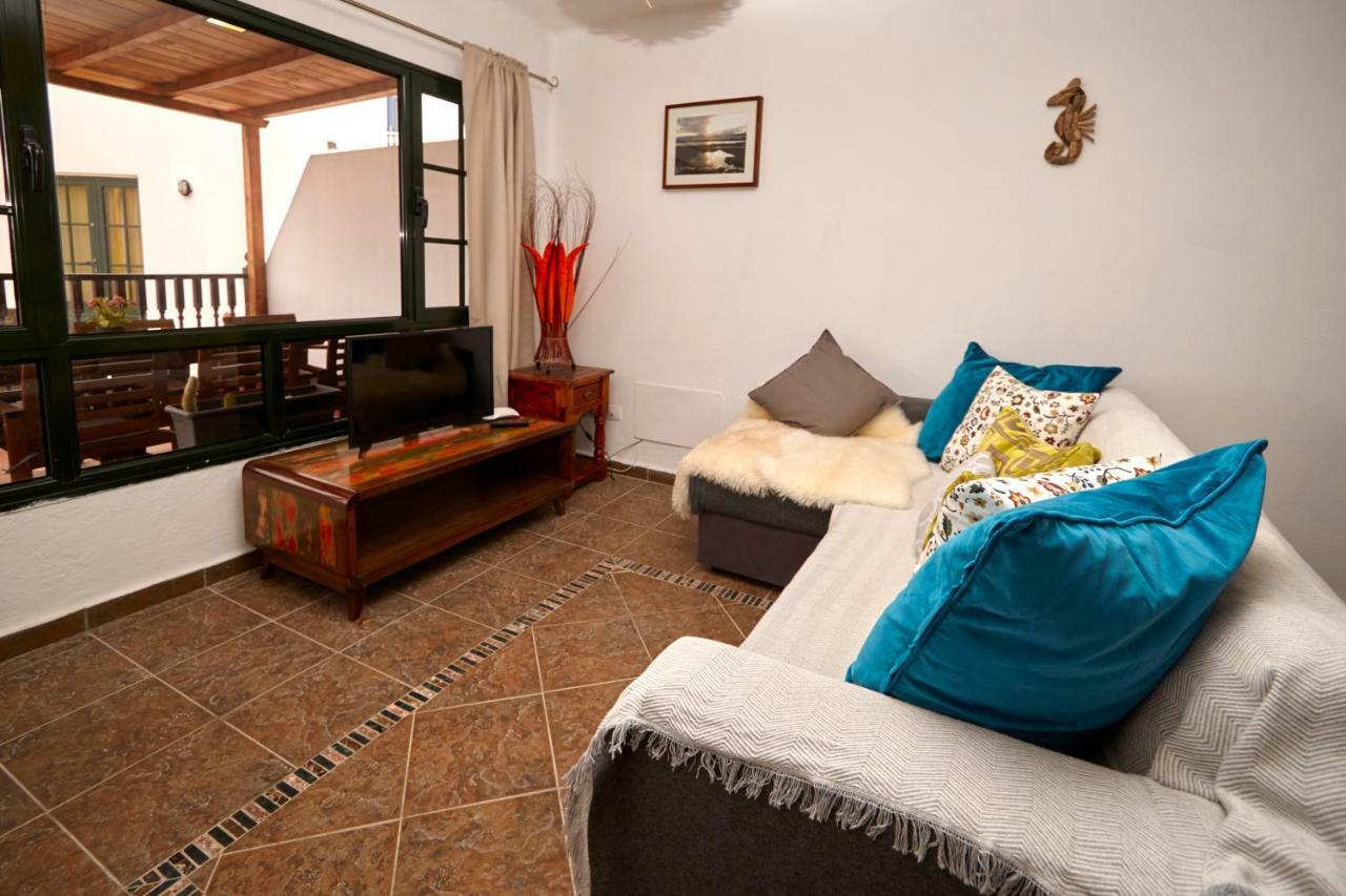 Casa Margarita - Shared Pool - Close To Seafront Promenade Punta Mujeres Exterior foto