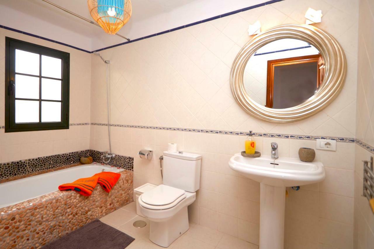 Casa Margarita - Shared Pool - Close To Seafront Promenade Punta Mujeres Exterior foto