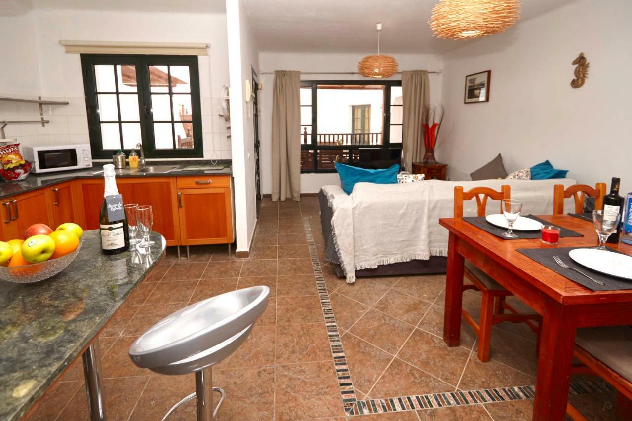 Casa Margarita - Shared Pool - Close To Seafront Promenade Punta Mujeres Exterior foto